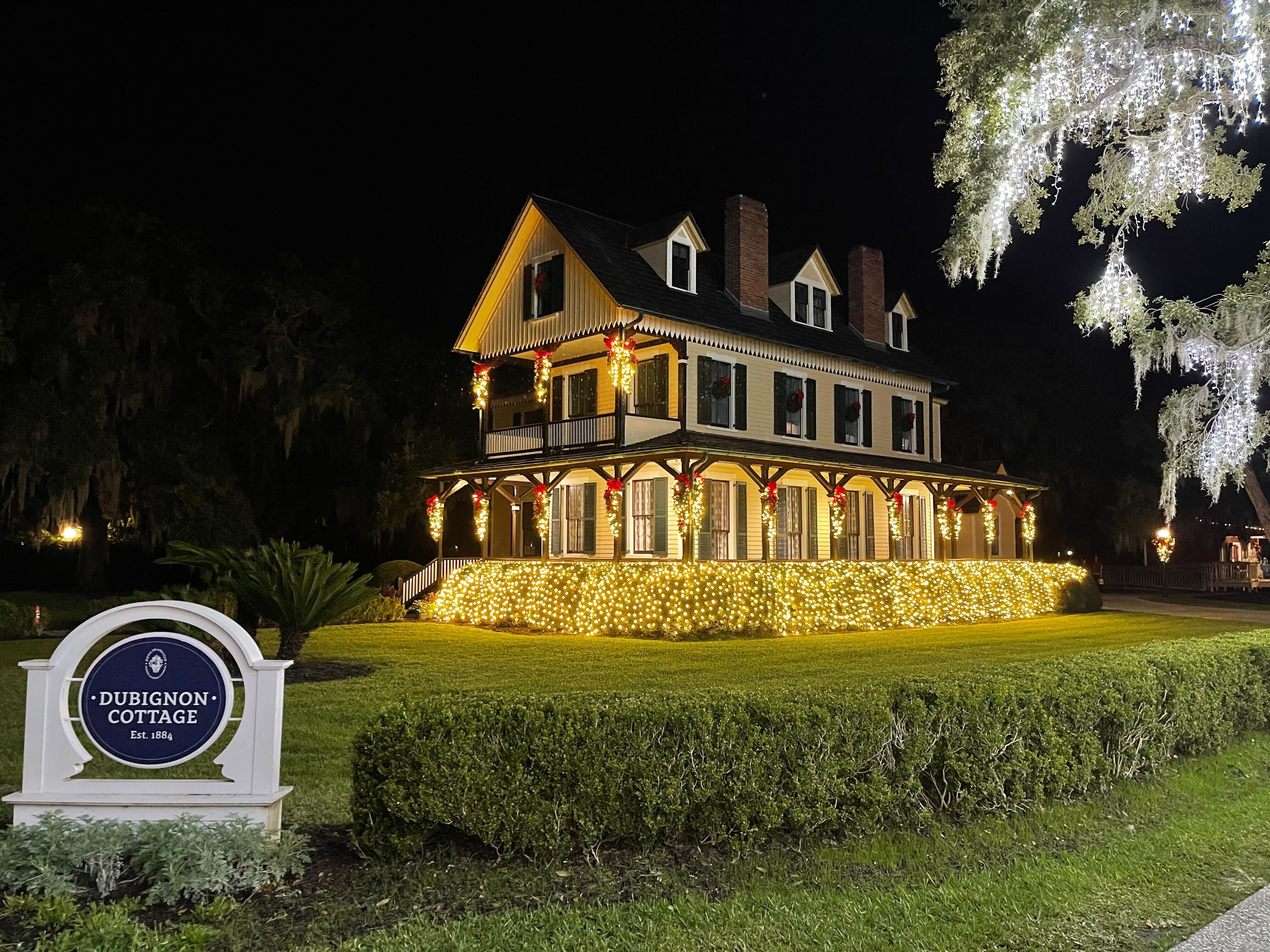 Jekyll Island Holiday Lights Tour - Event attended by TopCoat®