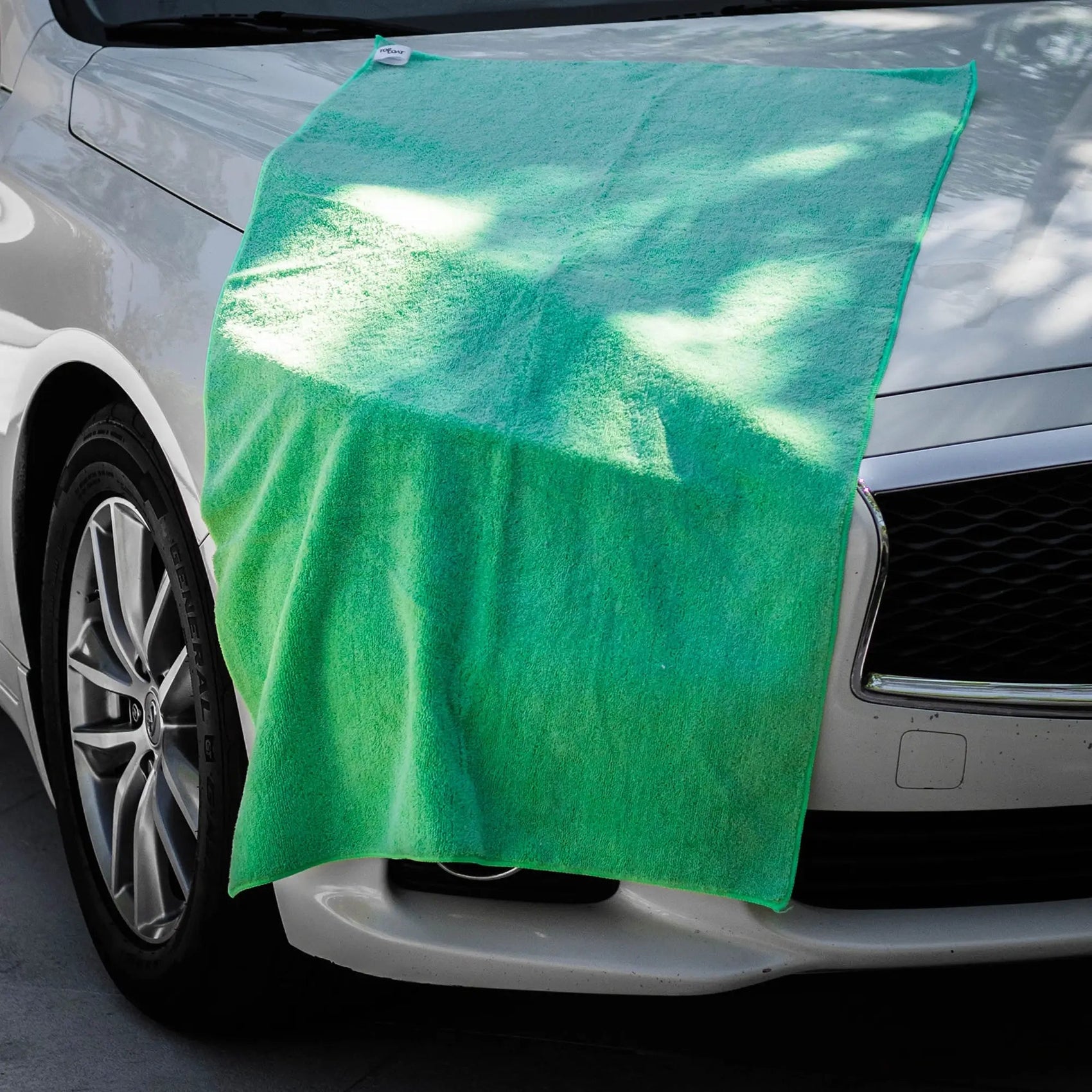 MycroPro™ 54" x 27" Microfiber Drying Towel - TopCoat Products, LLC